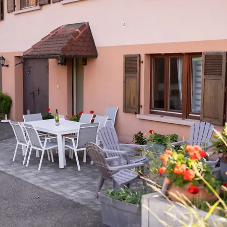 Sarl Hartweg Les Amandiers ベーブレンハイム